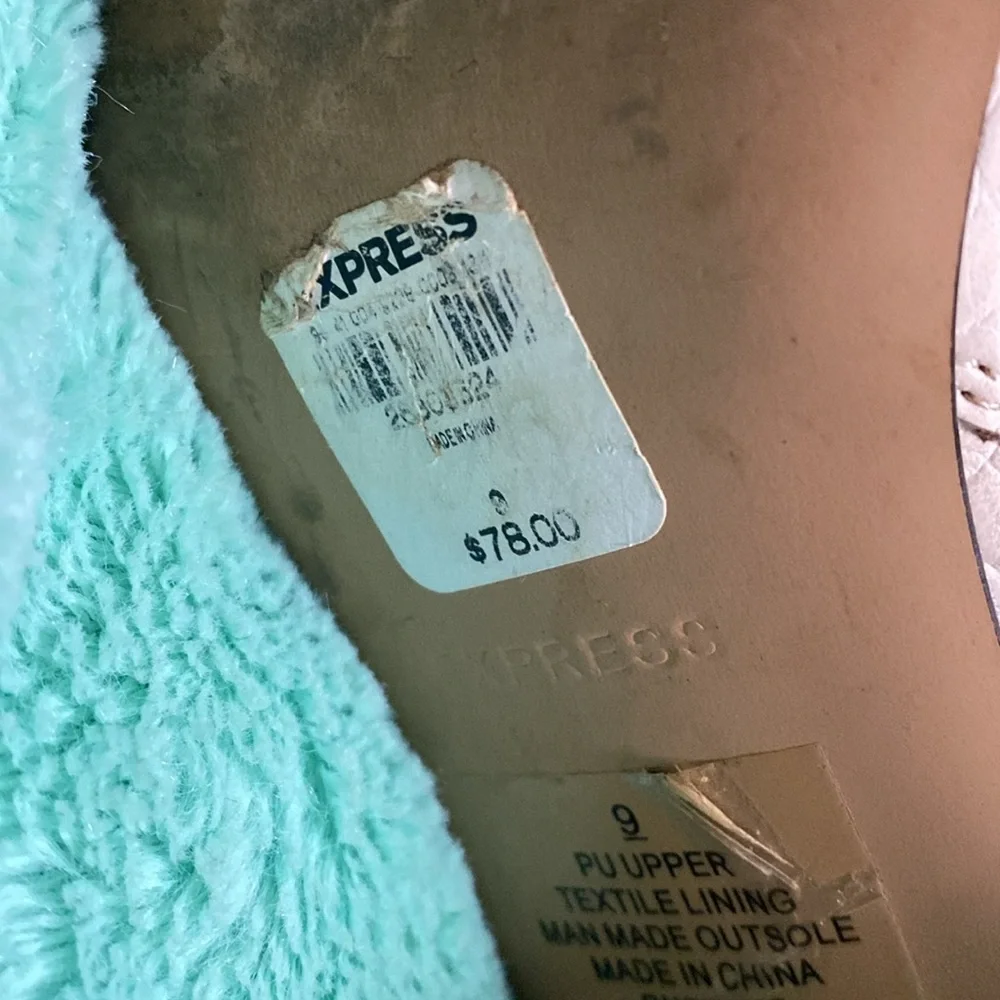 Express Boots - Picture 7 of 8